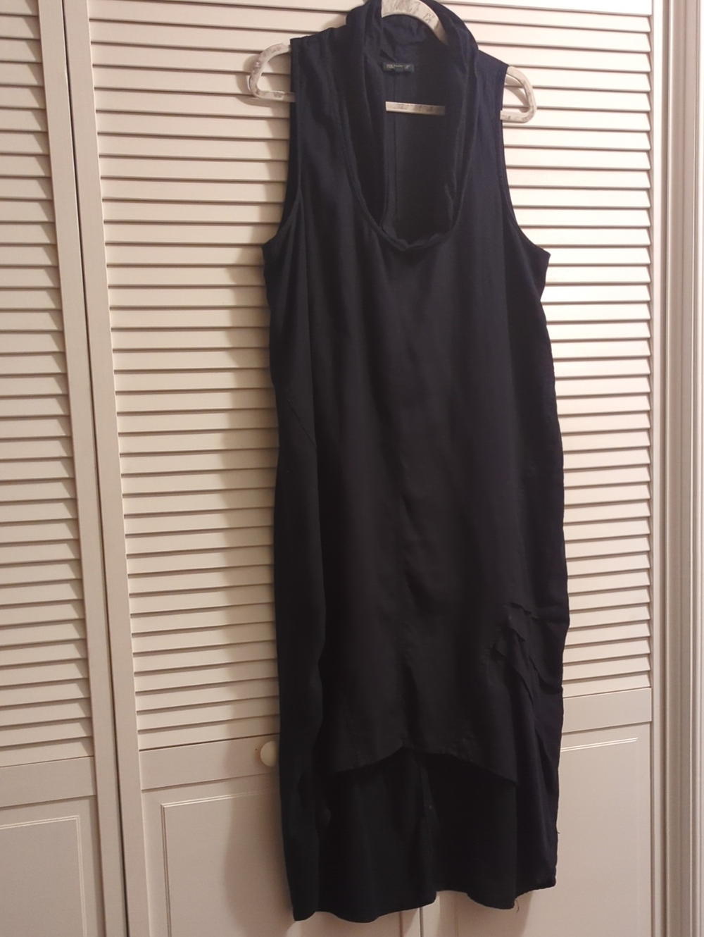 For Cynthia Black Sleeveless Cowl-Neck Midi Shift Dress